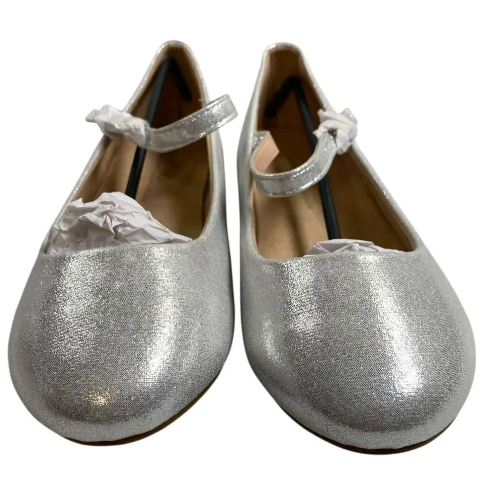 NWOB Lauren Lorraine Girls Silver Mary Jane Shoes - Size 5